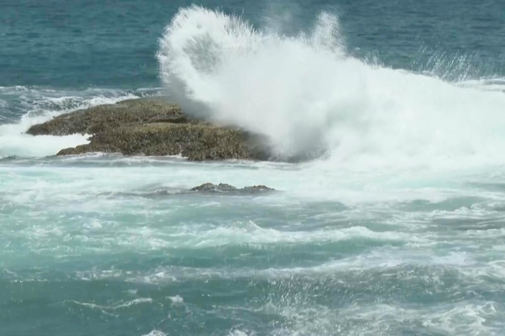 Tifón Bavi se intensifica rumbo a Ishigaki, Japón, con vientos de 200 km/h