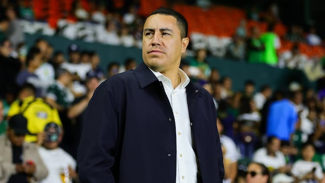 Efraín Juárez no podría salir de Pumas y todo por su contrato