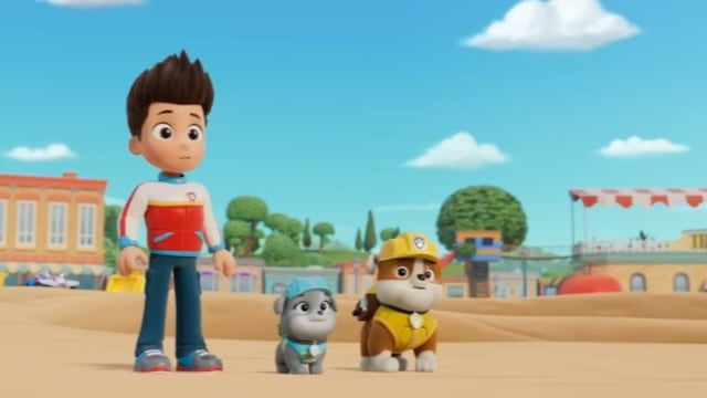 Rescates heroicos de Paw Patrol en la playa