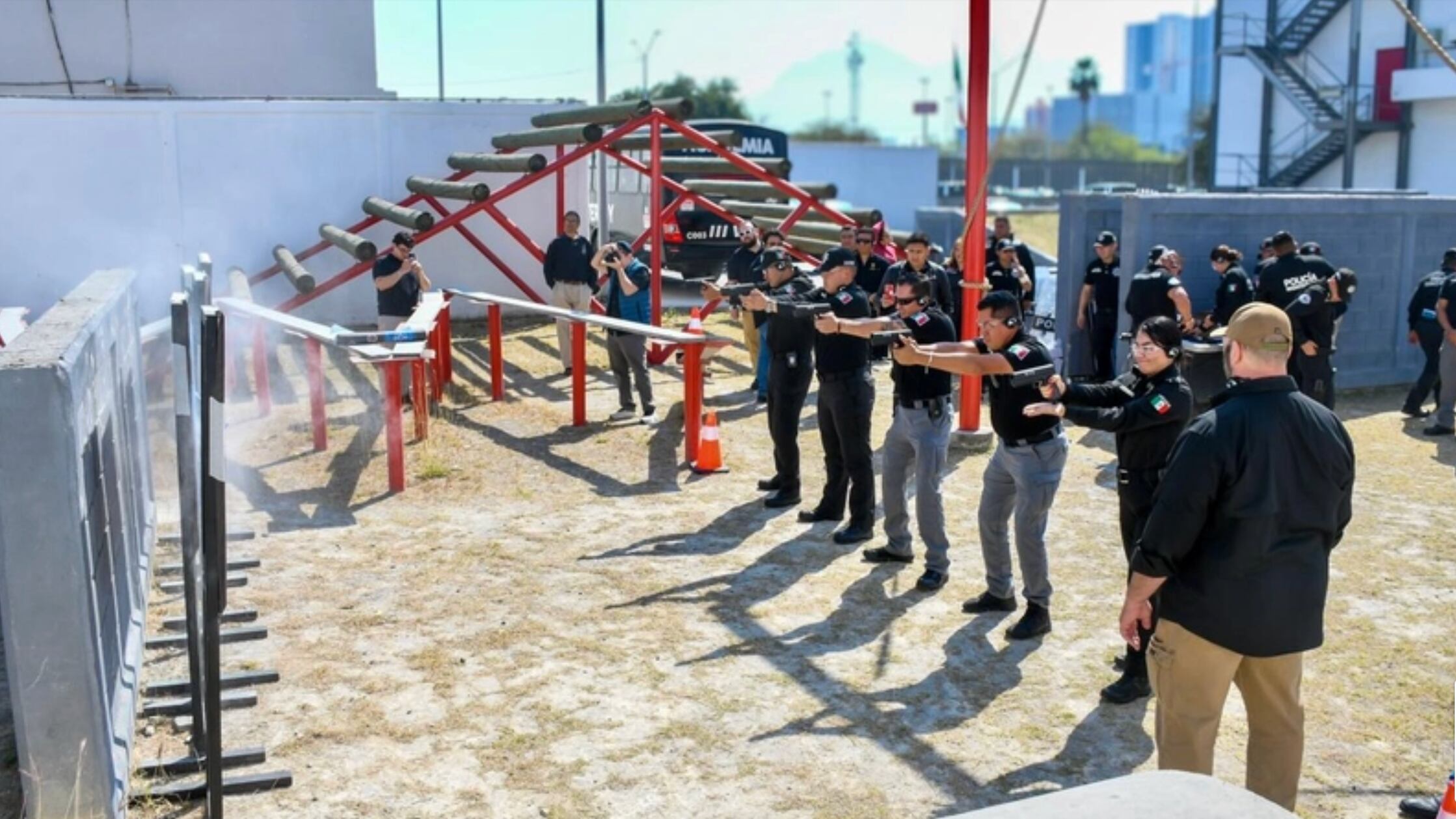 Monterrey refuerza seguridad con capacitación internacional para el Mundial