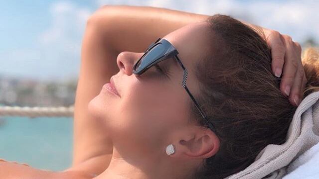 La cantante fue sorprendida por un paparazzi durante sus vacaciones