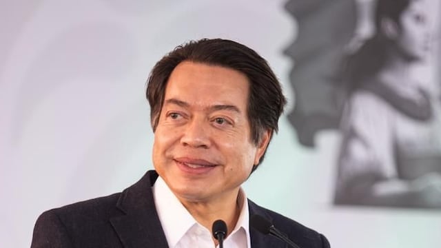 Mario Delgado celebra 100 años de la educación secundaria y destaca beca Rita Cetina para 5.6 millones de estudiantes.