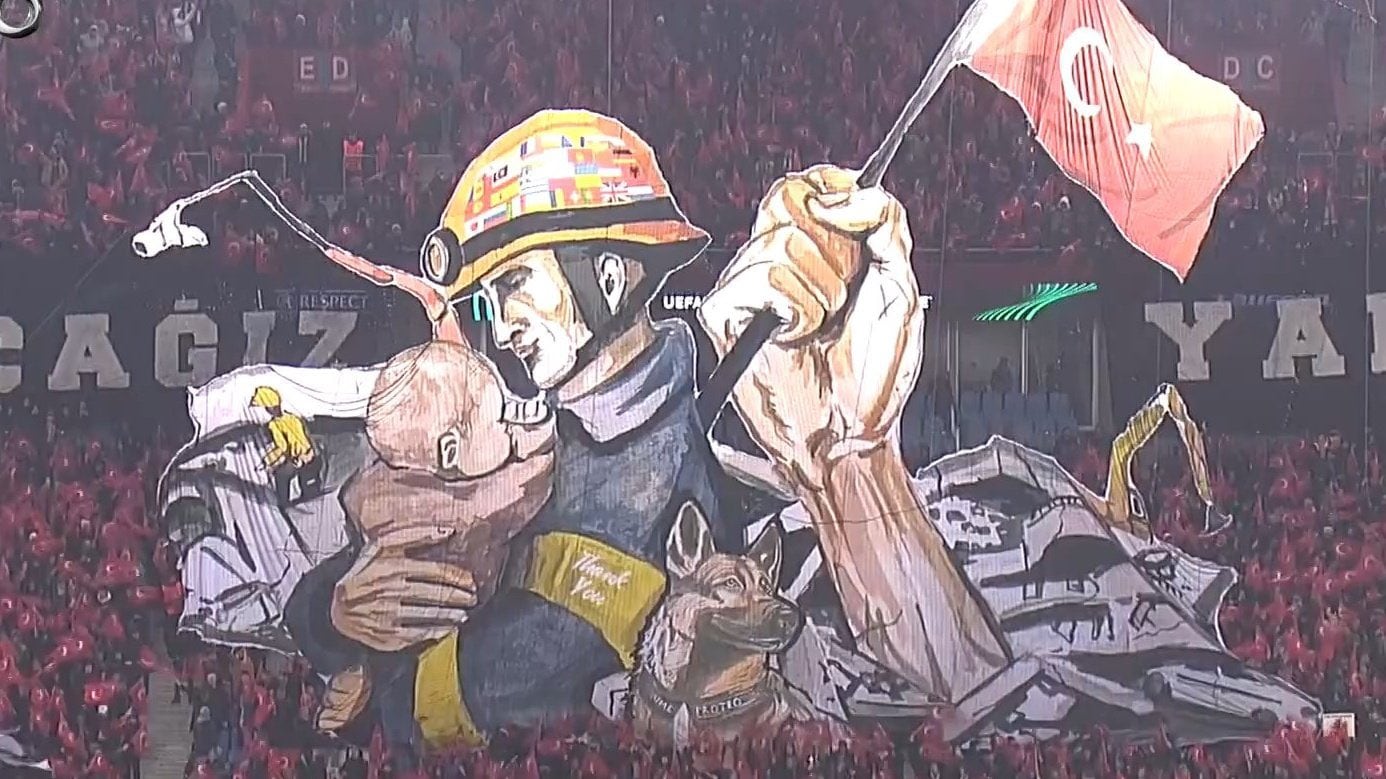 Mural de Proteo el perro rescatista