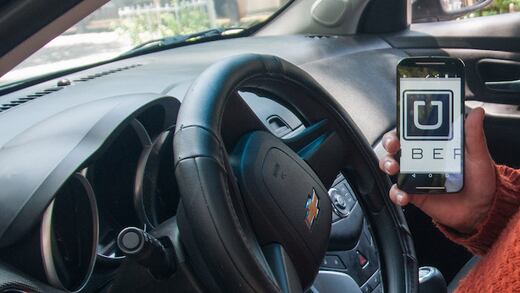 Reitera gobernador de Tabasco castigo con prisión para quien quiera ser chofer de Uber