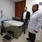 Martí Batres, titular del ISSSTE, supervisa avance de La Clínica es Nuestra en la CMF Texcoco de Mora