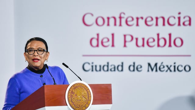Rosa Icela Rodríguez revisa quejas por detenciones en marcha por el agua