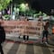 Academia Militarizada Ollin Cuauhtémoc: padres de familia se manifestaron en Insurgentes y Eje 1 Norte con una polémica petición