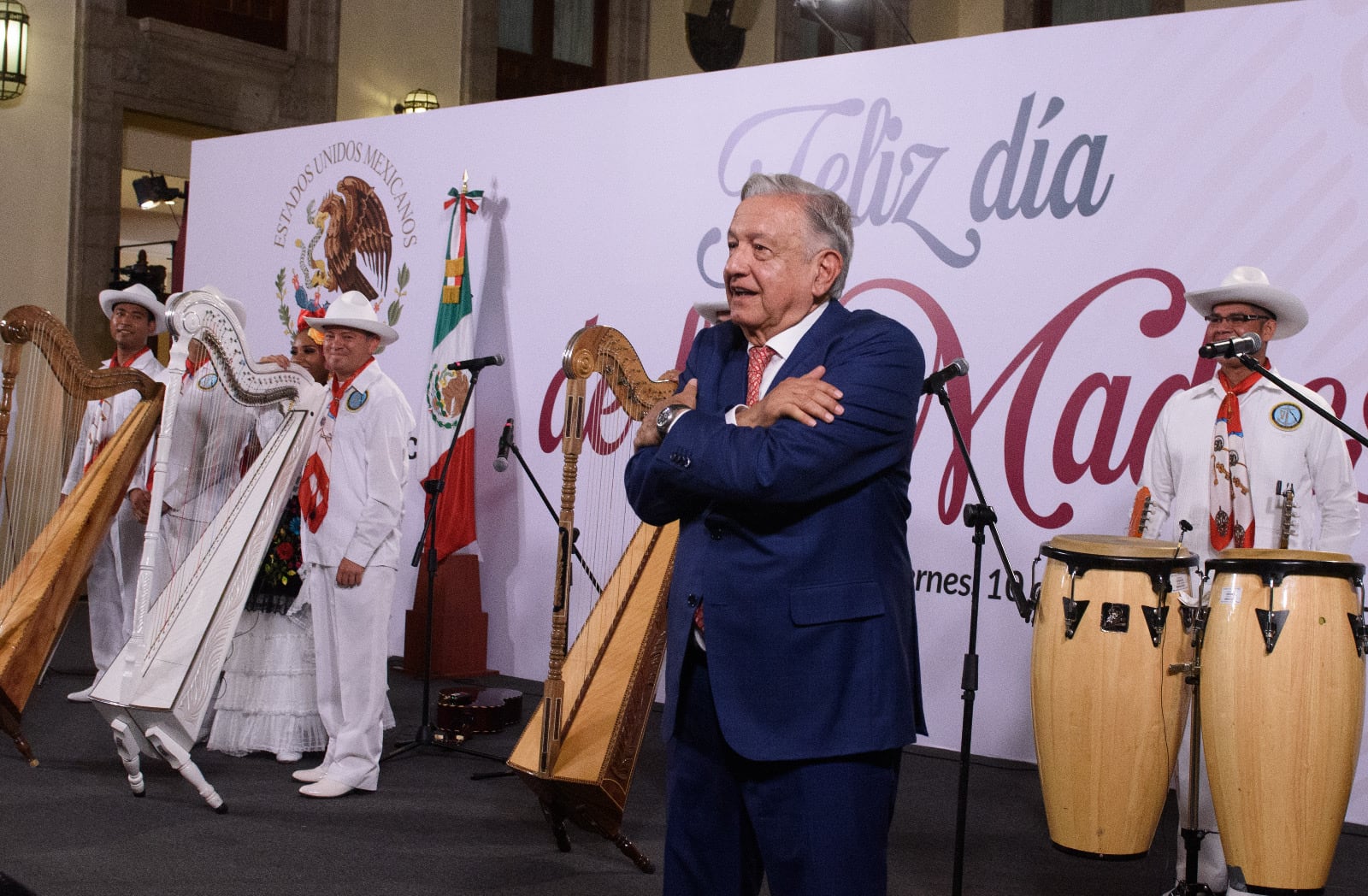 Mañanera de AMLO hoy 10 de mayo, Día de las Madres