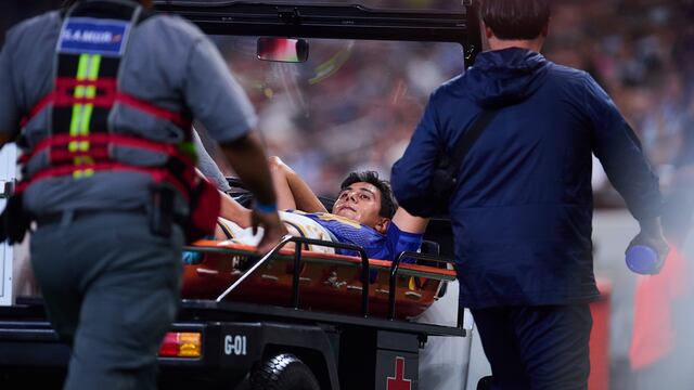 ¿Qué le pasó a JJ Macías? El delantero de Pumas se volvió a lesionar