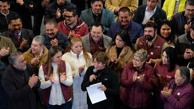 La gobernadora Delfina Gómez durante la Segunda Audiencia Ciudadana organizada en Toluca