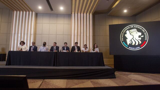 Conferencia de la Fiscalía de Nuevo León sobre el caso de Debanhi