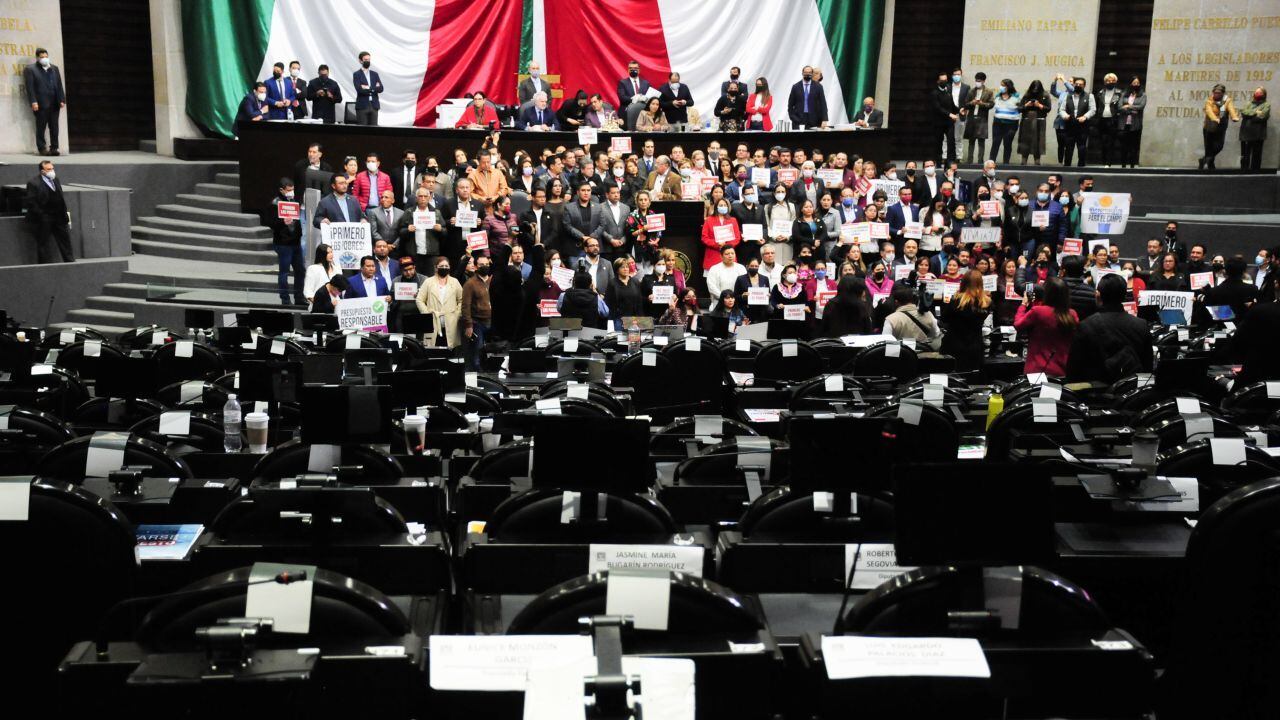 Presupuesto 2022: Diputados lo aprueban en la madrugada, en lo general y particular