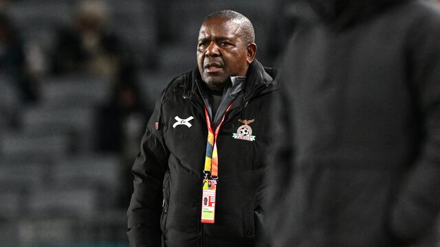 Bruce Mwape, entrenador de la selección femenil de Zambia