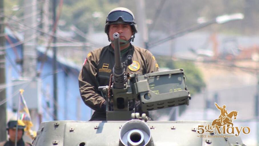 Desfile Cívico Militar en Puebla por el 5 de mayo