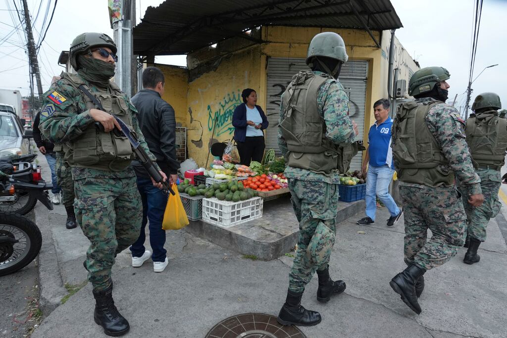 Estado de excepción en Ecuador