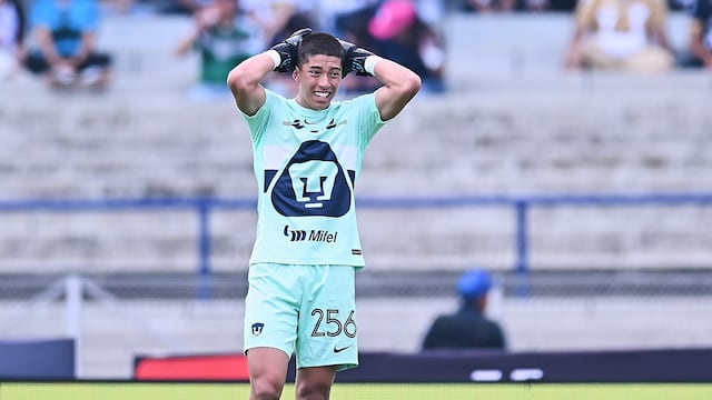Rodrigo Parra tuvo dos errores marcados en la derrota de Pumas con Pachuca y los fans felinos no lo perdonaron