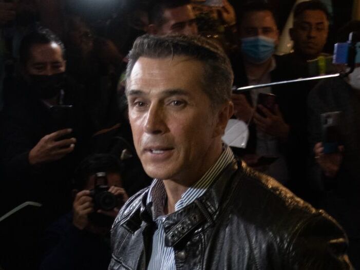Sergio Mayer, actor.
