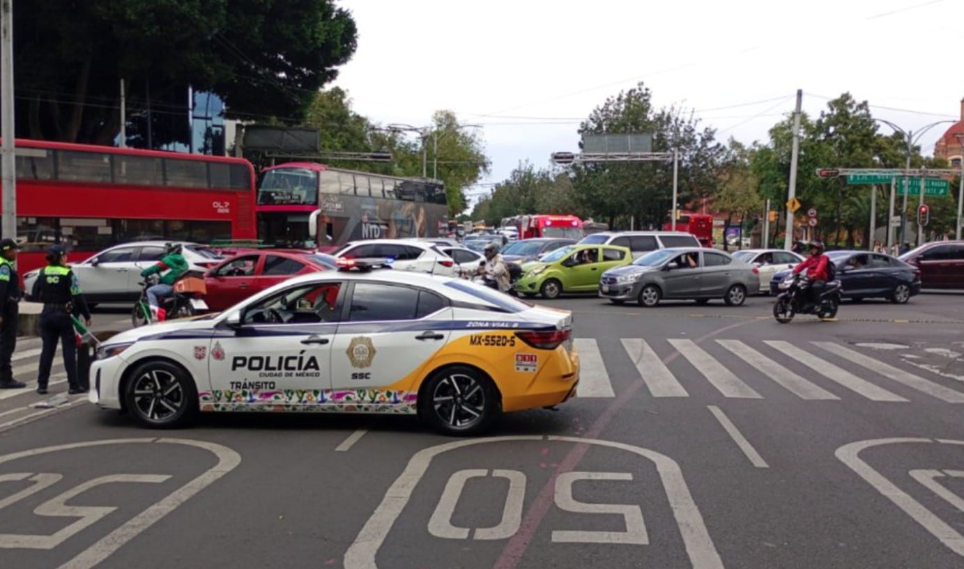 Cierran Paseo de la Reforma por marcha de Ayotzinapa