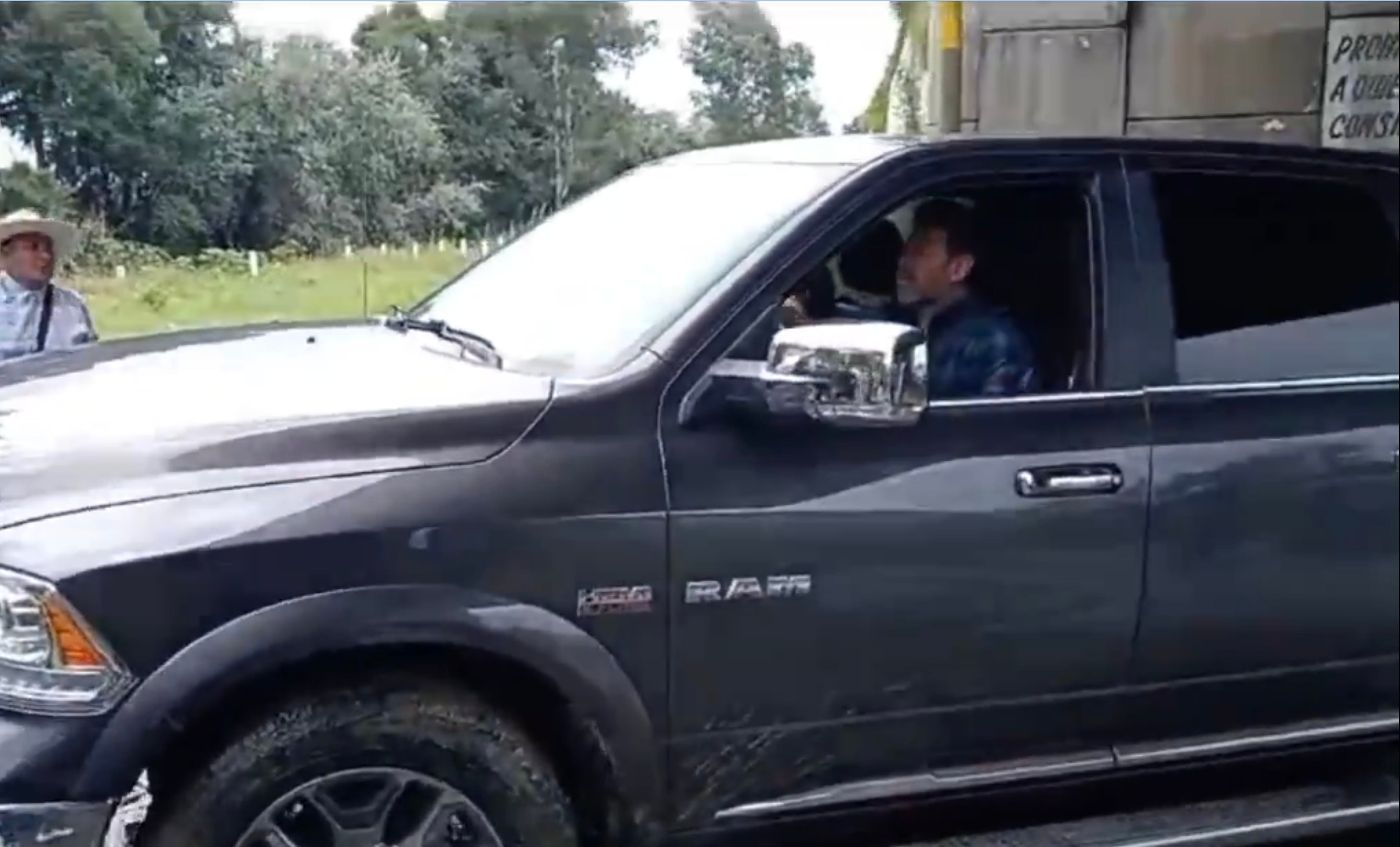 Le mientan la madre a Raymundo Vázquez por falta de agua en Tlaxcala