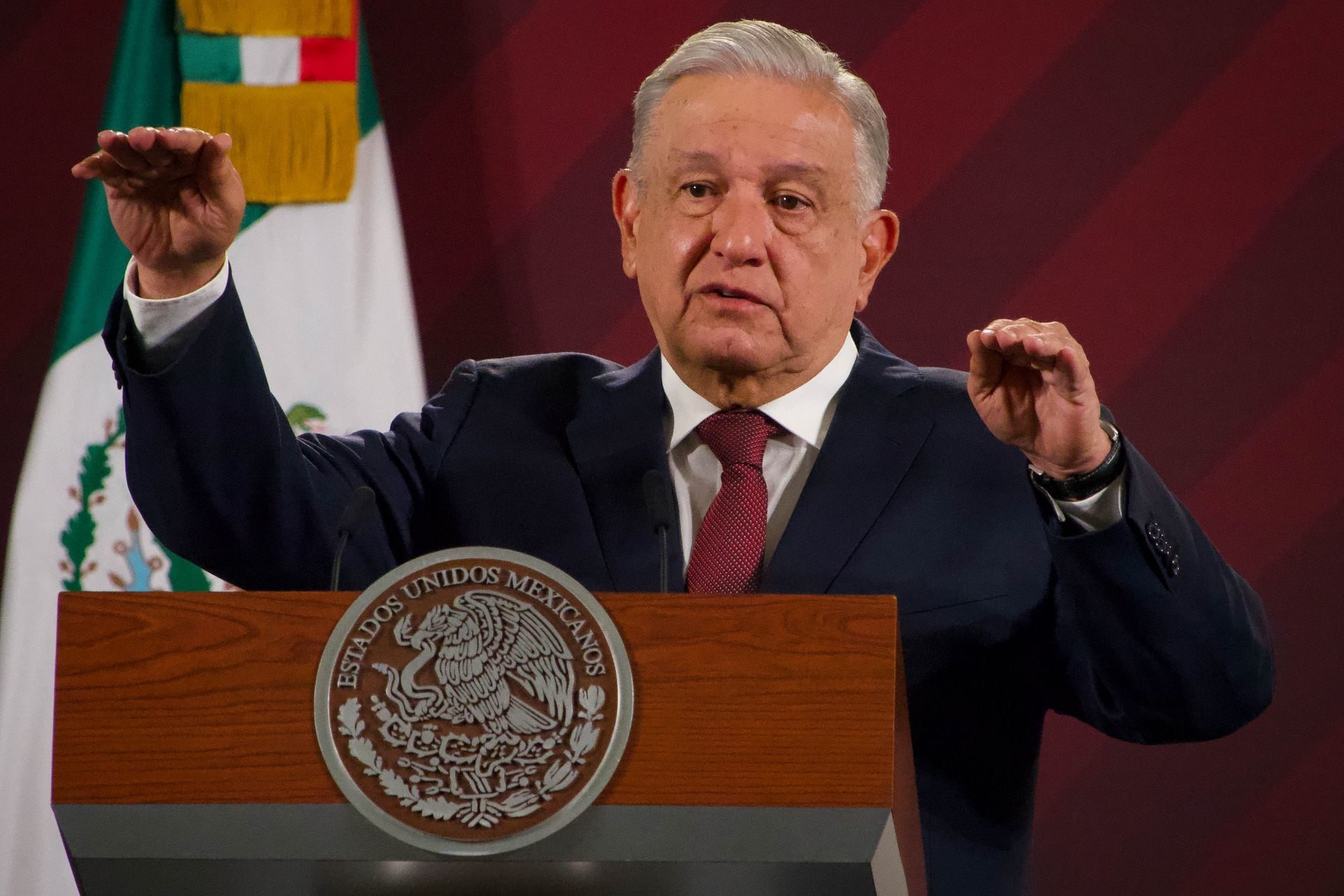 AMLO confirma desaparición de Notimex