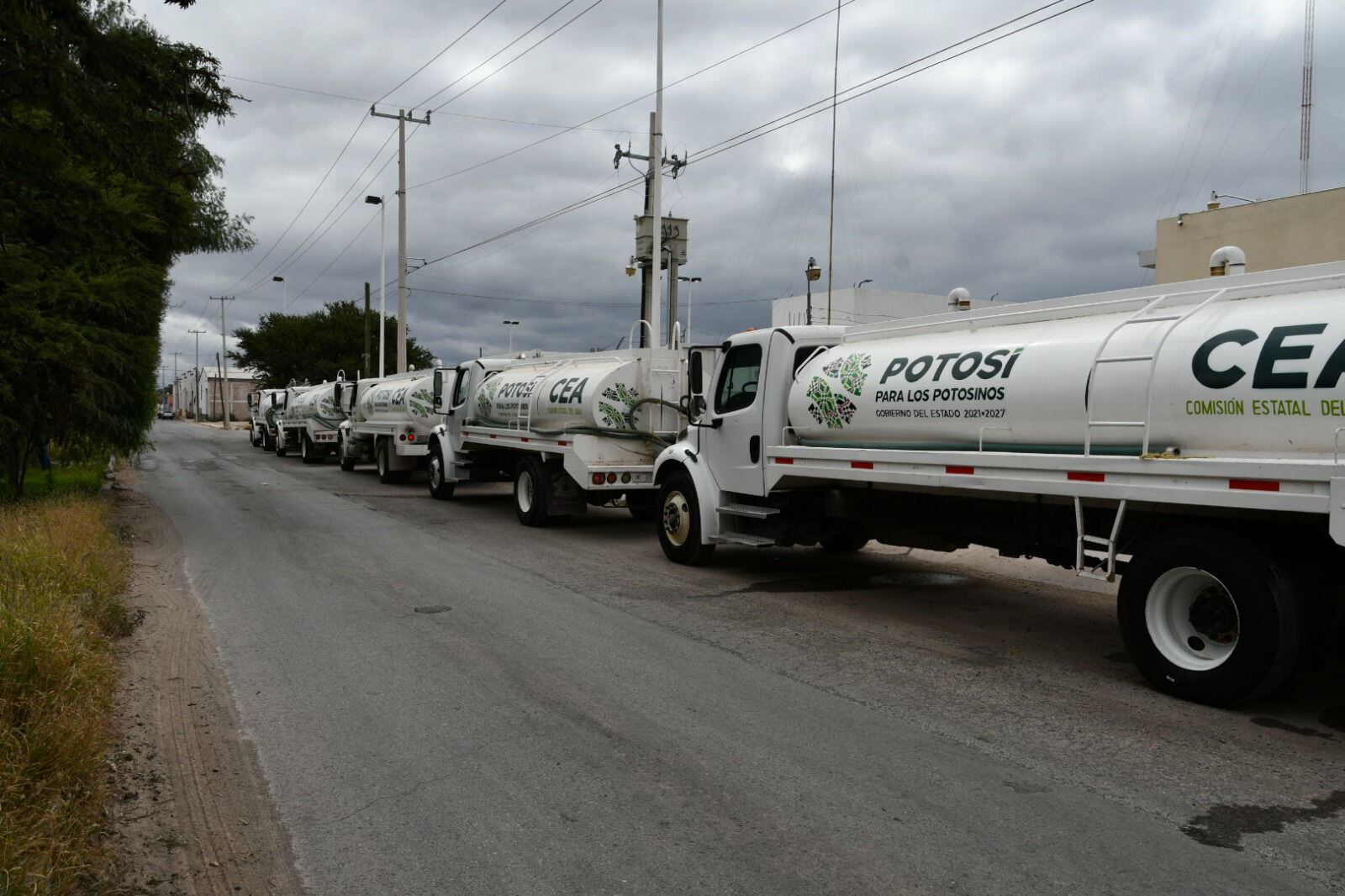 San Luis Potosí amplía distribución gratuita de agua con pipas