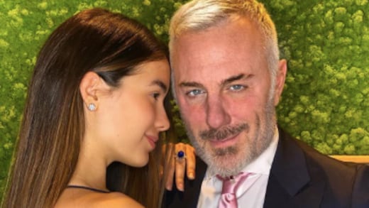 Gianluca Vacchi se deja tatuar por su novia; “mi corazón estará siempre contigo”, le dice