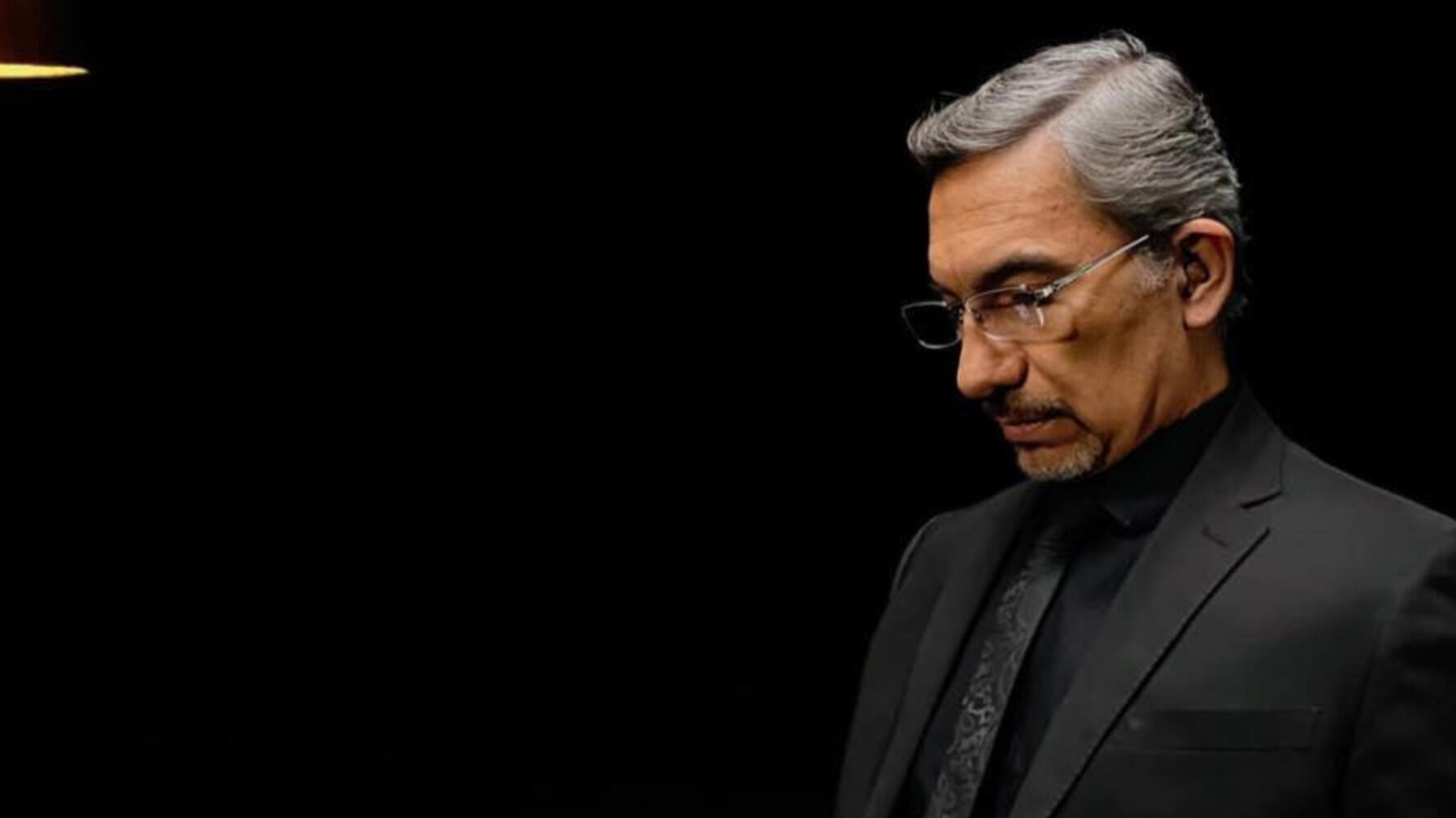 ¿Quién es Fernando Del Collado, periodista cuyo salario en LatinUS fue exhibido en la mañanera de AMLO?