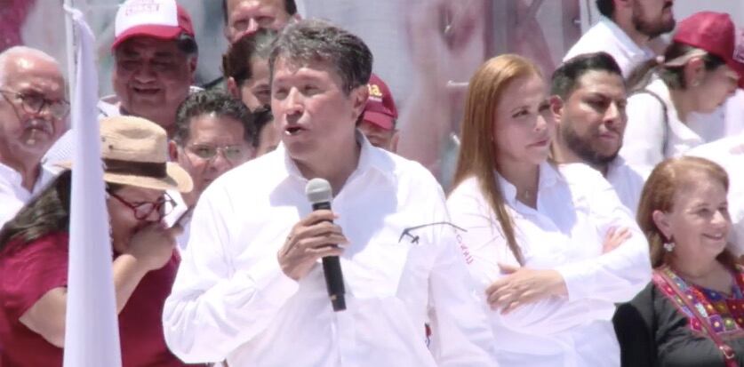 Ricardo Monreal participa en el mitin de Morena en Coahuila