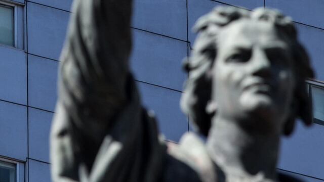 Glorieta de Colón ubicada sobre Paseo de la Reforma