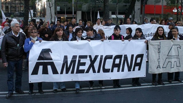 Marcha de extrabajadores de Mexicana de Aviación