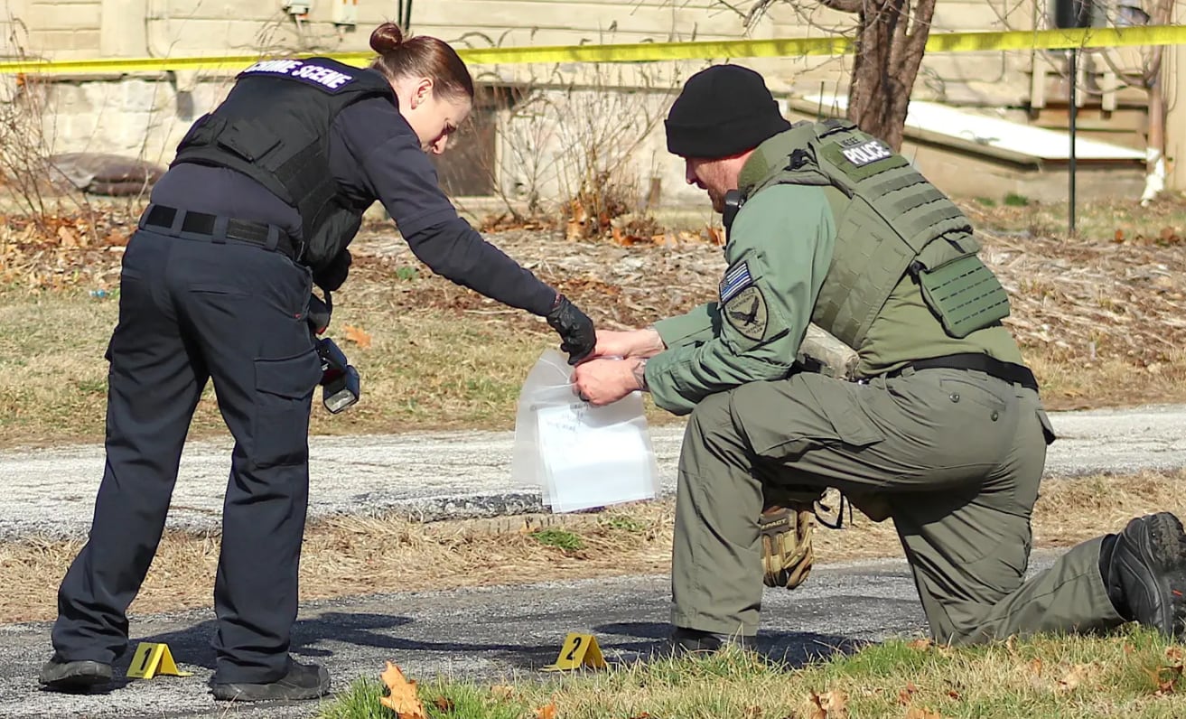 Allanamiento en la casa de Timothy Bliefnick