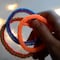 Pulseras scoubidou fáciles: Paso a paso para tejerlas de estilo cuadrado