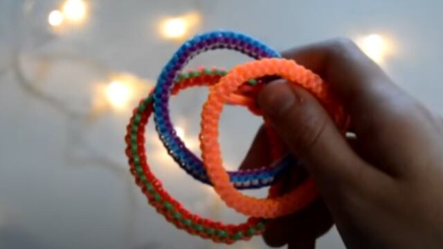 Pulseras scoubidou fáciles