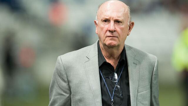 Lapuente no está de acuerdo con los naturalizados al Tri