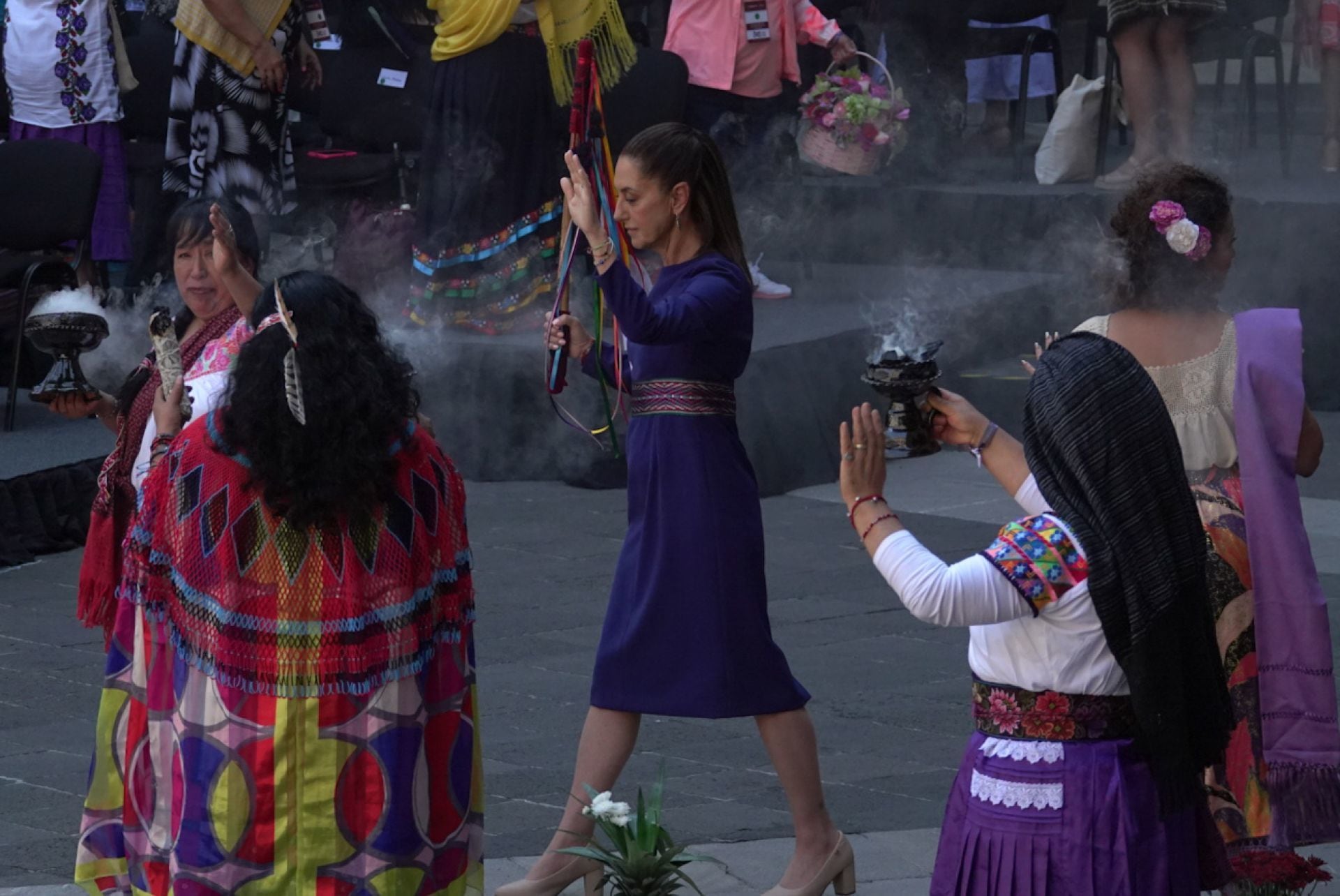 Claudia Sheinbaum conmemoró el Día Internacional de la Mujer 2025, Año de la Mujer Indígena, con un ritual en Palacio nacional