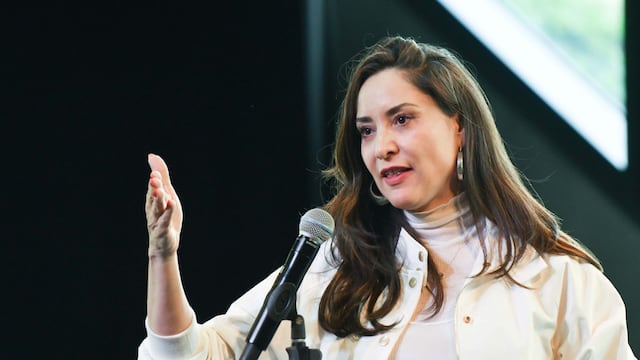 Claudia Curiel de Icaza, secretaria de Cultura, anuncia compra masiva de libros para bibliotecas