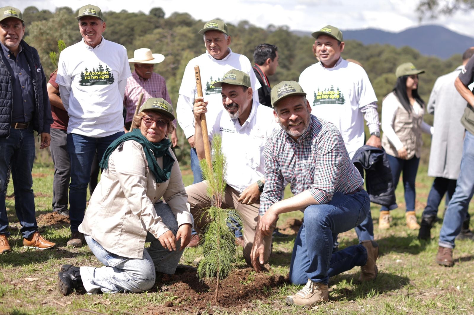 Michoacán refuerza la lucha contra incendios forestales