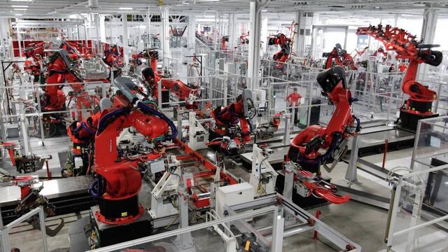 Fabrica automatizada de Tesla.