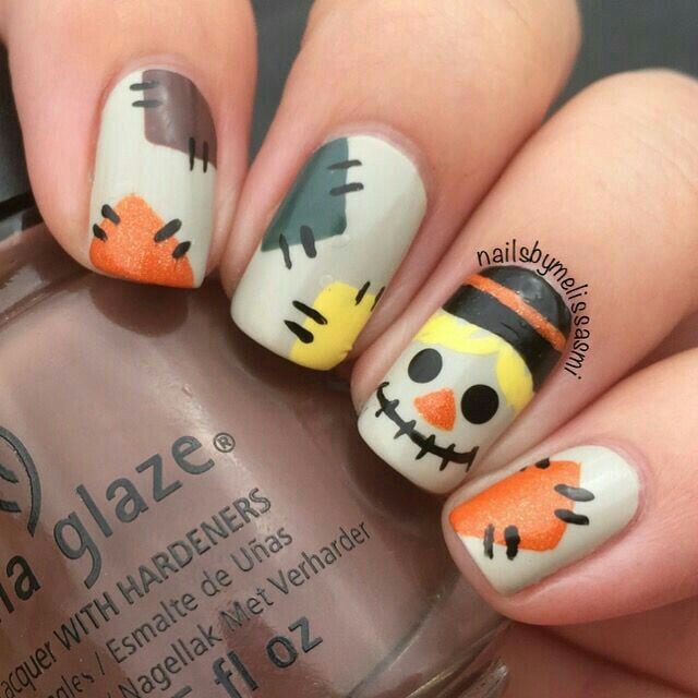 Diseños de Halloween 2023: Uñas de espantapájaros