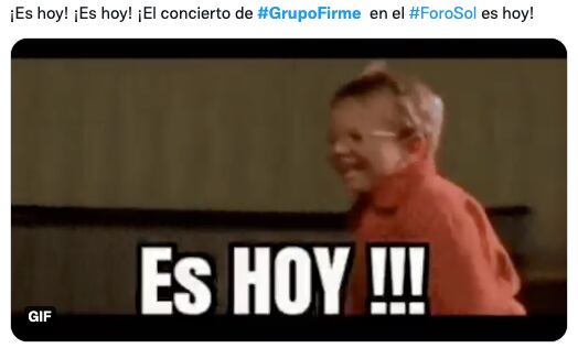 Memes concierto de Grupo Firme