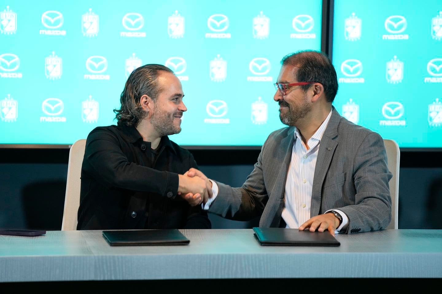 Acuerdo entre Mazda y León