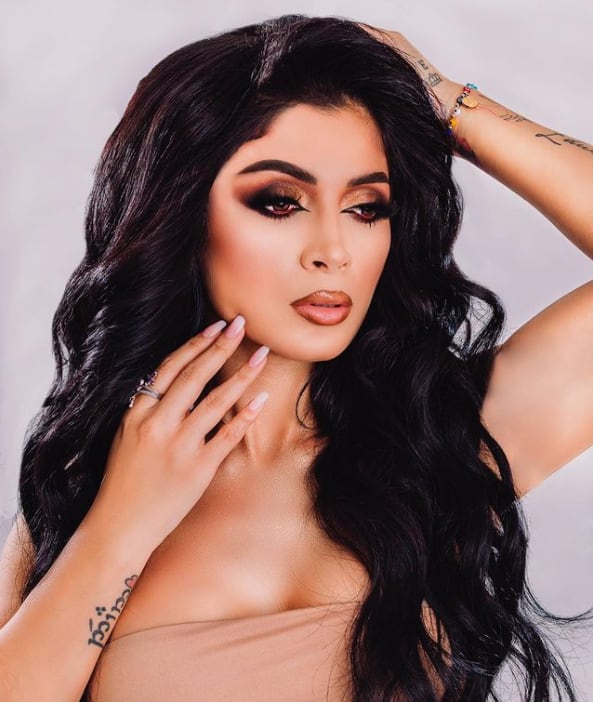 Kimberly Flores