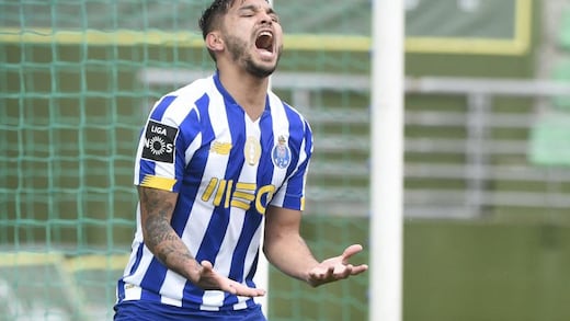 Tecatito Corona: FC Porto empata ante el SL Benfica