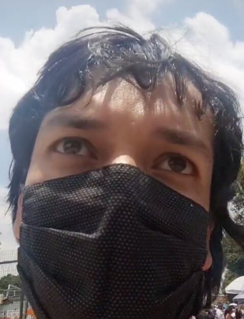 Joven con posgrado se queja de que no hay trabajo en México