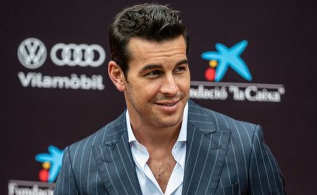Mario Casas se pone rojo al ser cuestionado sobre su relación con Eiza González