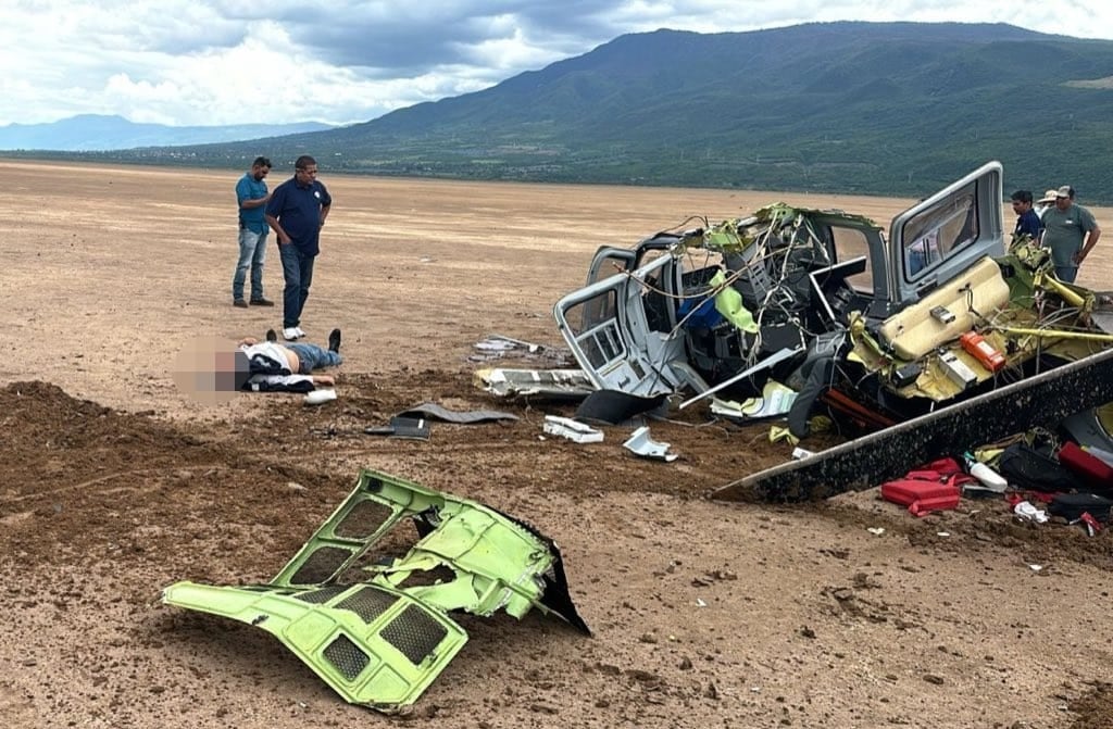 Se desploma un helicóptero en Laguna de Sayula, Jalisco