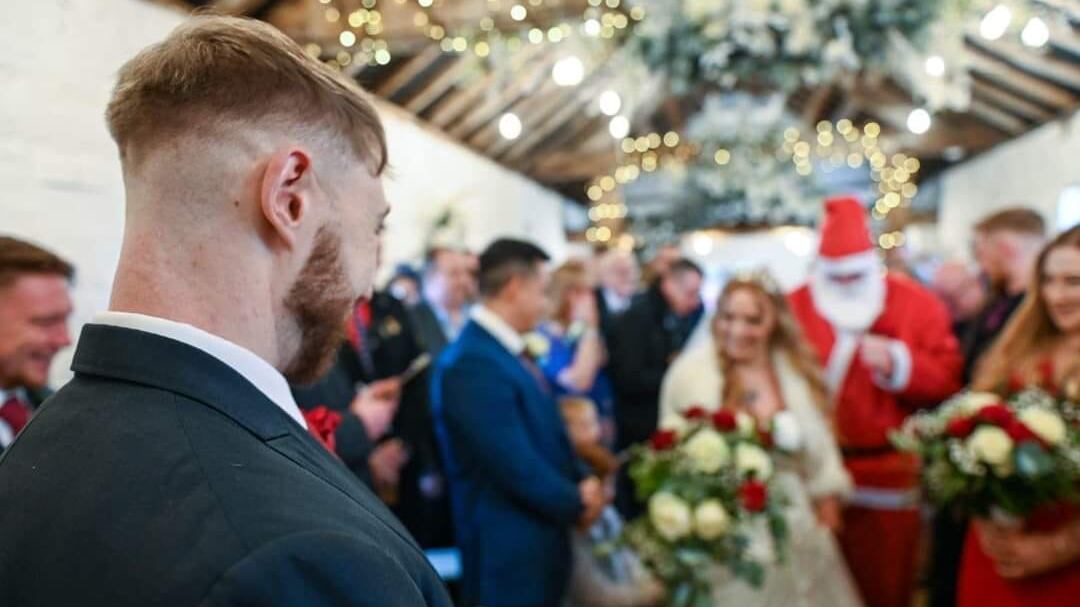 Antes de morir, esta novia logró celebrar su boda de ensueño en Navidad