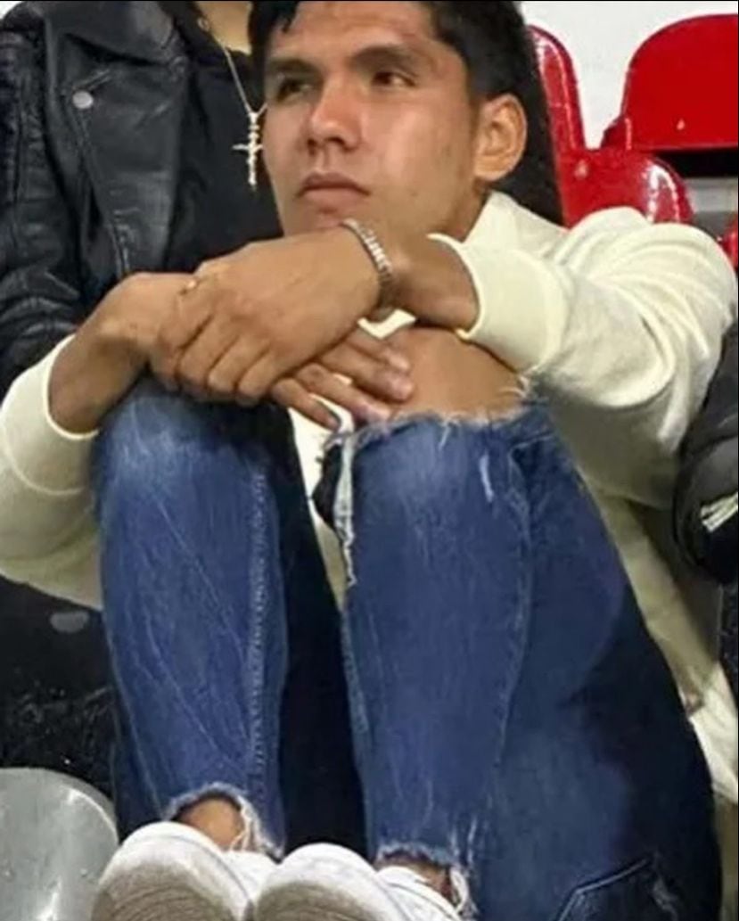 Emanuel Montejano en el Estadio Azteca.