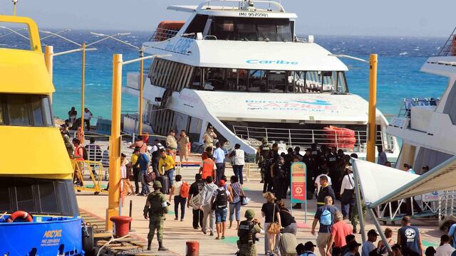 Naviera de Barcos Caribe uno de cuyos ferry explotó