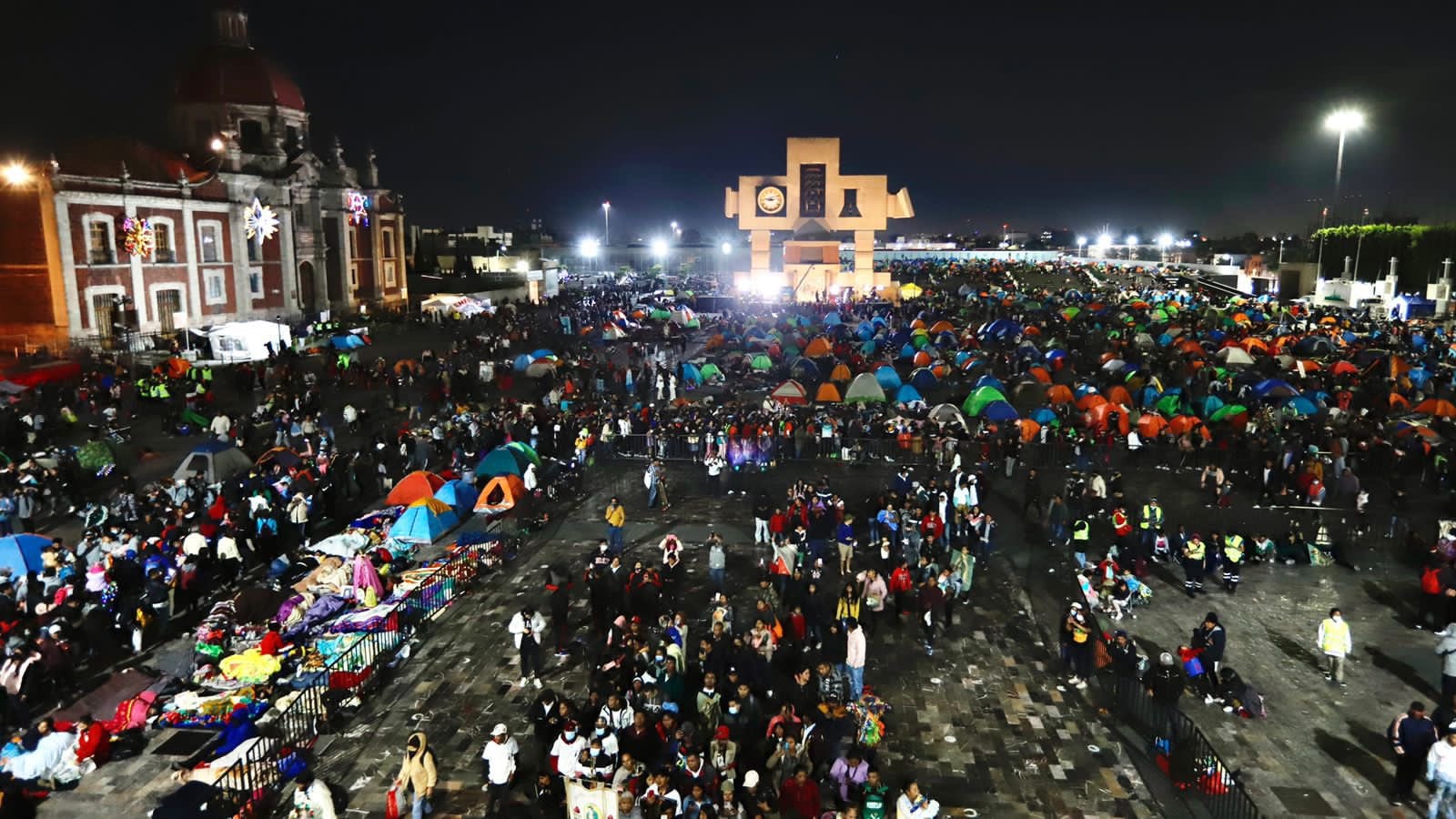 Millones de peregrinos visitan a la Virgen de Guadalupe